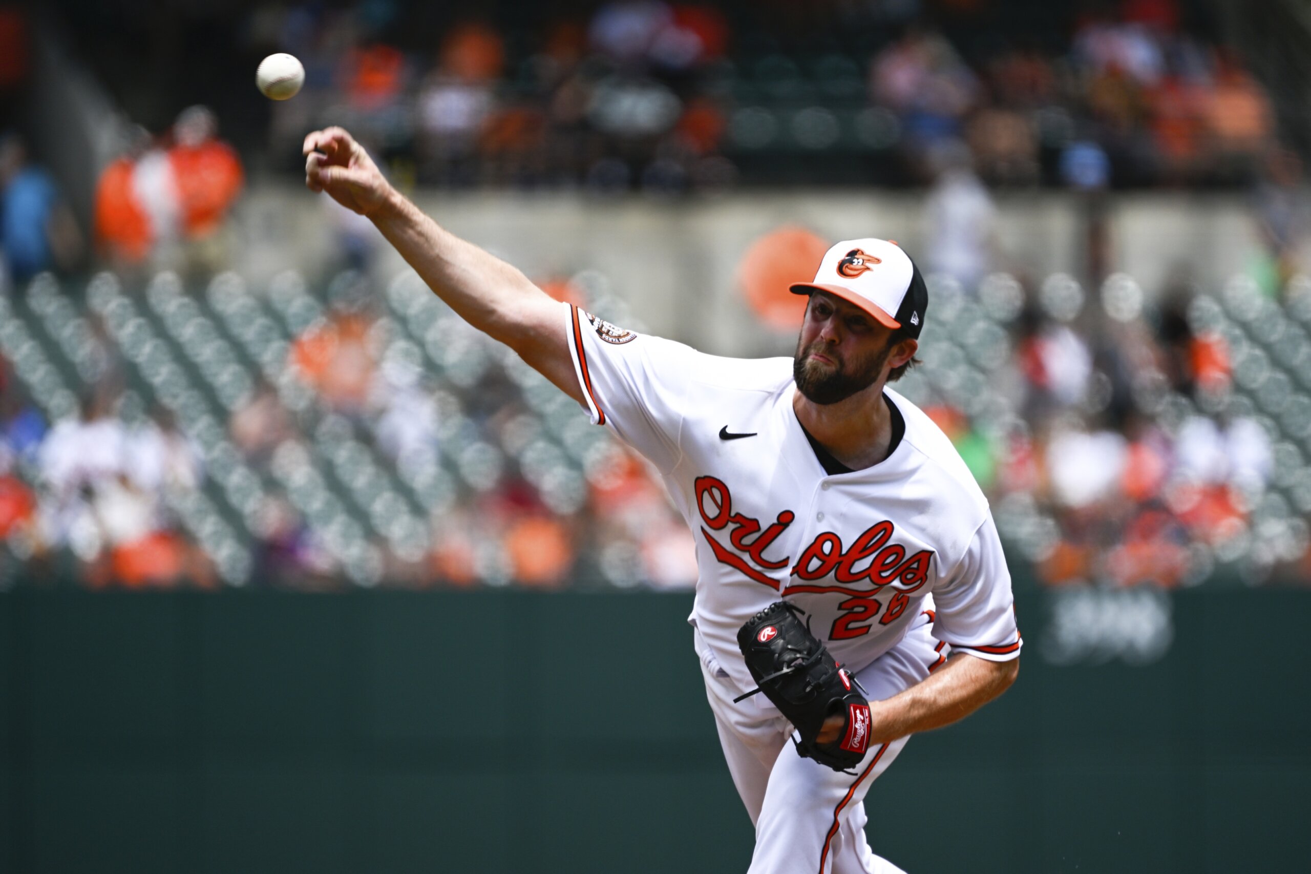 Trey Mancini hits an inside the park home run in his final home at