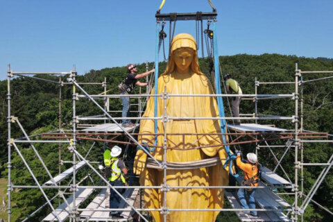 Virgin Mary statue returns to Mount St. Mary’s in Maryland