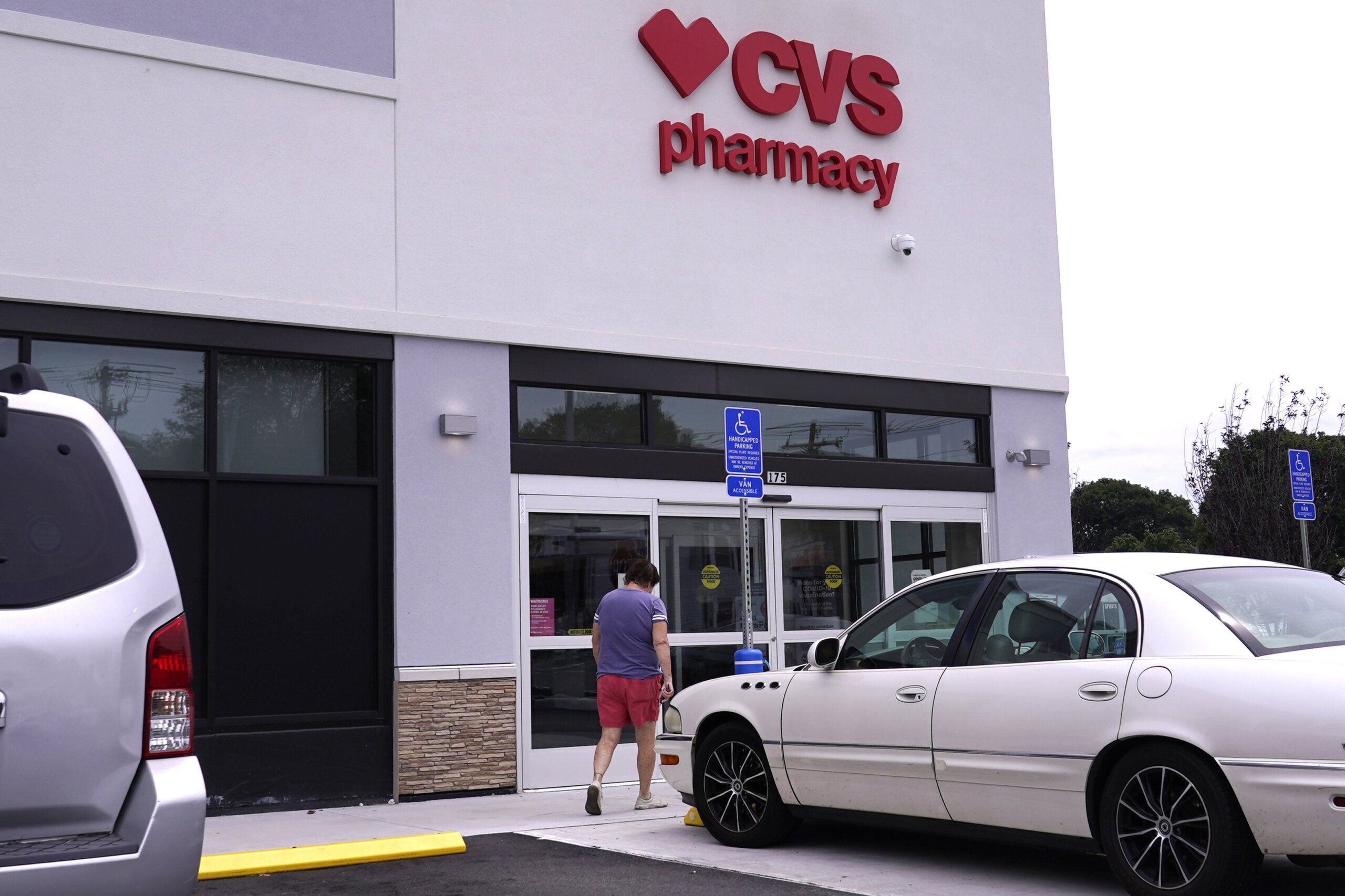 Growing Prescriptions Help Push CVS Past Q2 Expectations WTOP News   Virus Outbreak FDA Pharmacies 29195 Scaled 