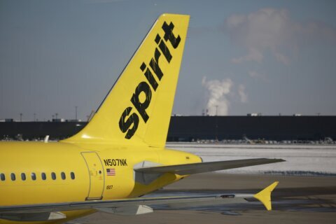 Spirit Airlines flight makes emergency landing following reported lightning strike