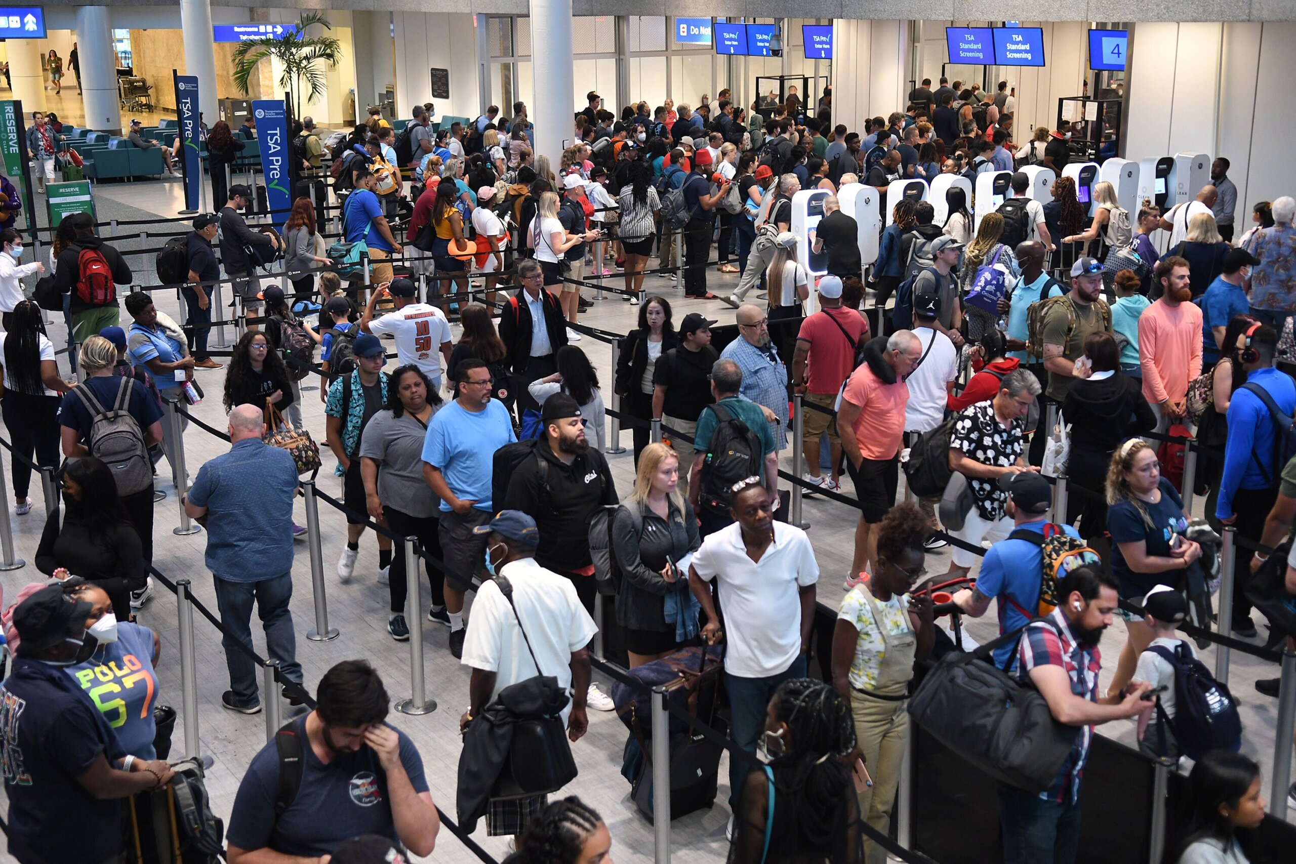 these-us-airports-are-the-worst-for-cancellations-and-delays-this