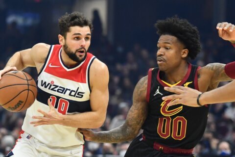 Raul Neto joins Cavs after two years with Wizards