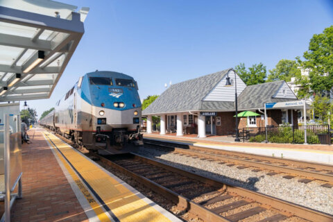 Amtrak’s Virginia routes see ridership record in July