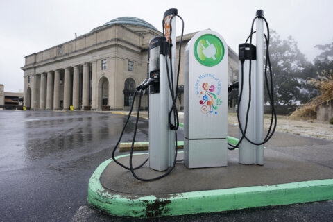 Va. Senate Democrats kill effort to repeal electric car rule