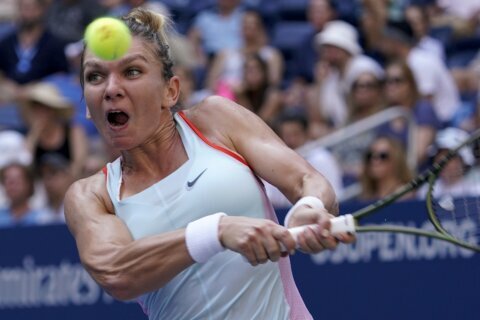 Halep undergoes nose surgery, won’t play again in 2022