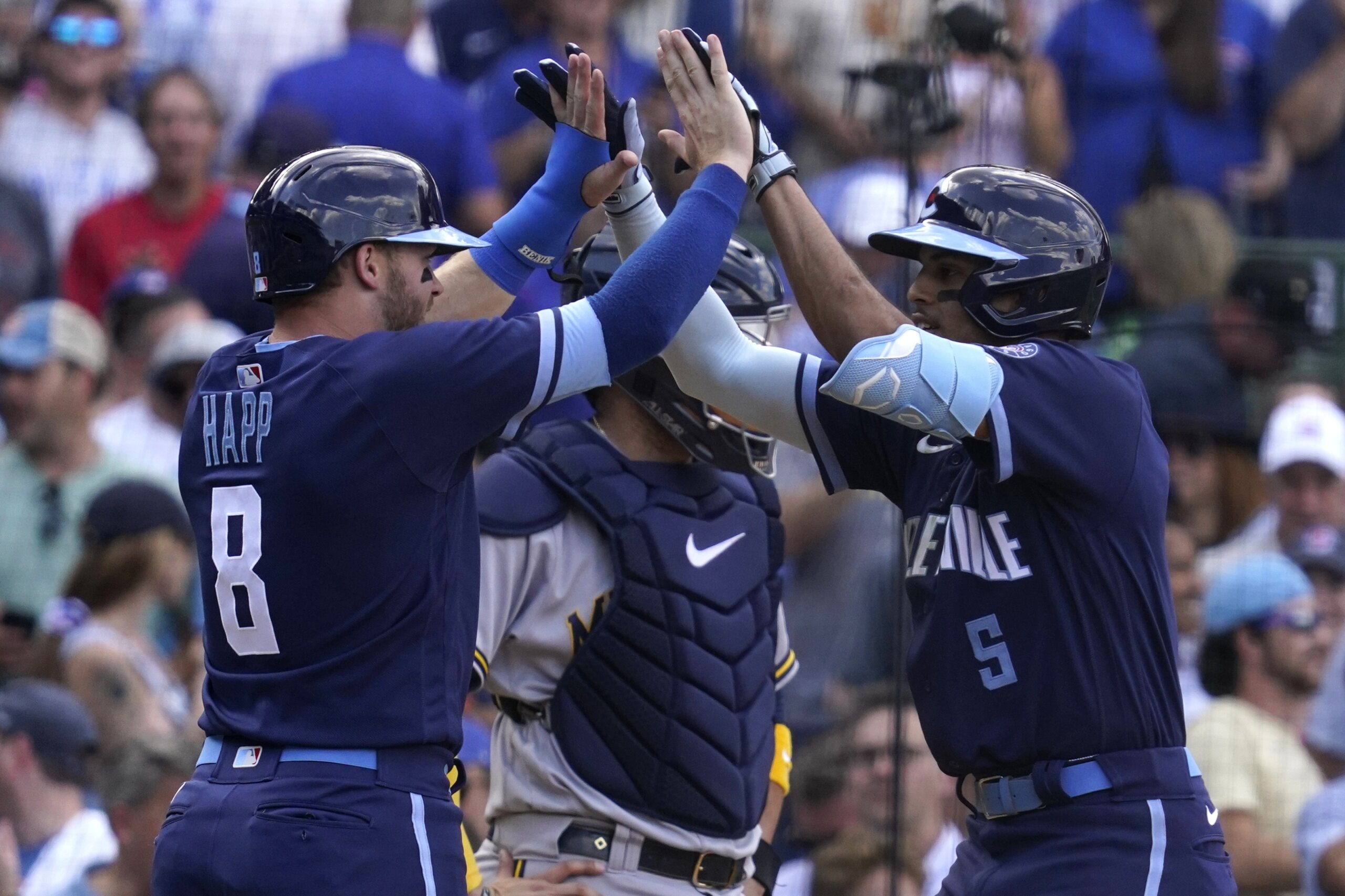 Cubs' Patrick Wisdom is a hit amid the swings and misses of this