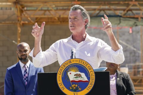 California governor OKs setting rules for disrupted meetings