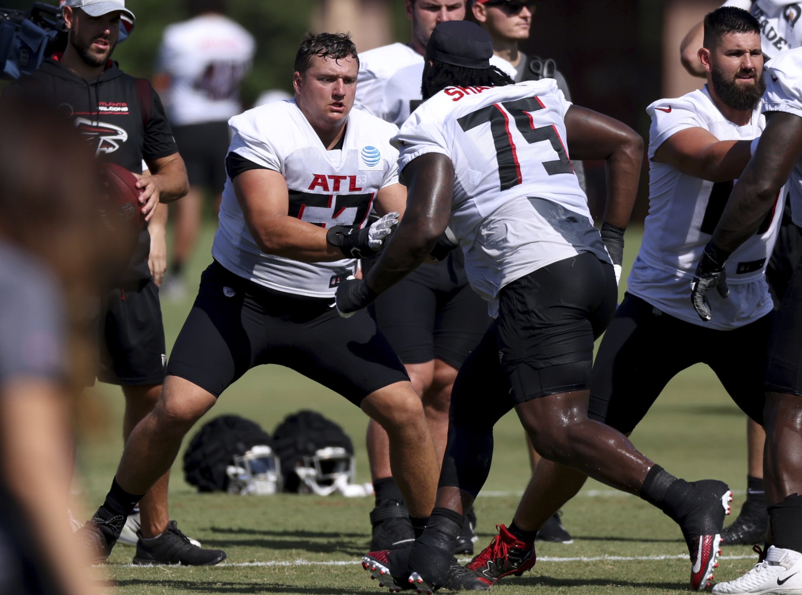 Smith in no hurry to settle on Falcons’ starting Oline WTOP News