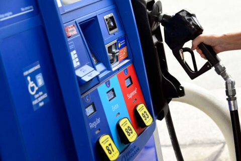 Consumer expectations of Virginians rise as gas prices drop