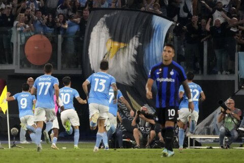 Inter drops first points in Serie A in 3-1 loss at Lazio