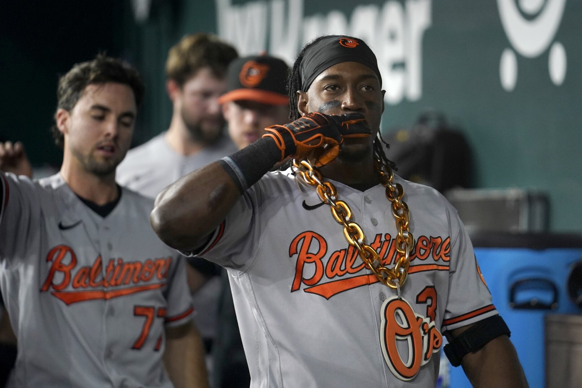 Mateo's 2 homers, 5 RBIs power Orioles past Rangers 8-2 - WTOP News