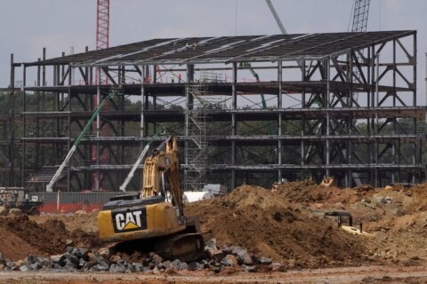 Panthers propose to pay $82M over failed practice facility