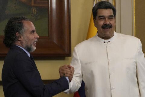 Venezuela, Colombia take step toward normalizing ties