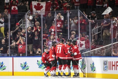 Canada, Finland advance to world junior hockey final