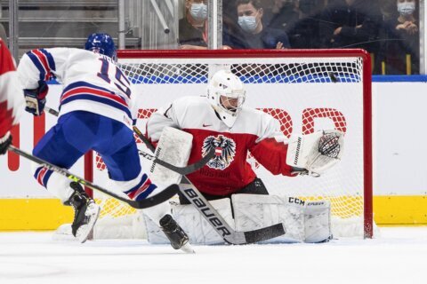 US beats Austria 7-0, improves to 3-0 in world junior