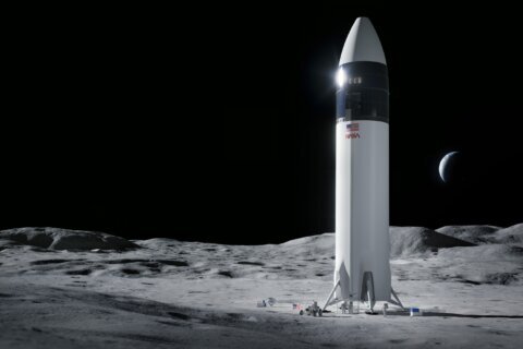 Why NASA wants to return to the moon before sending humans to Mars