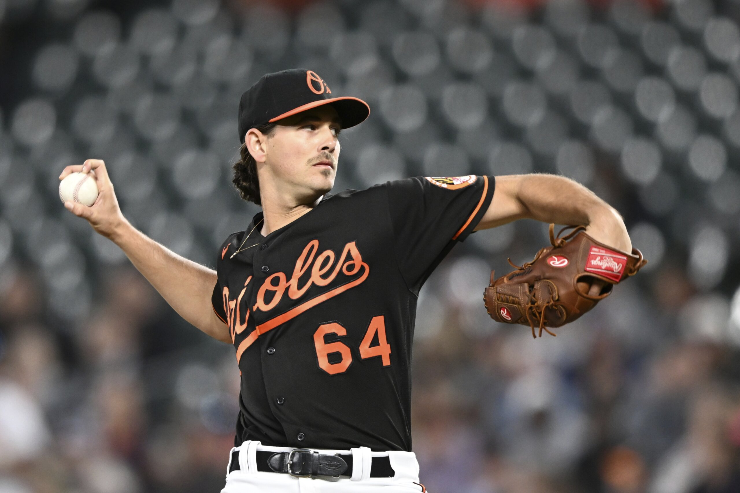 Orioles hold off Pirates 1-0 for 4th straight victory