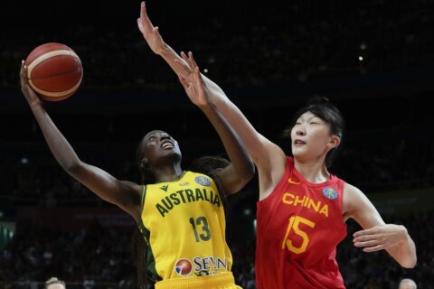 China tops Australia to reach gold medal game
