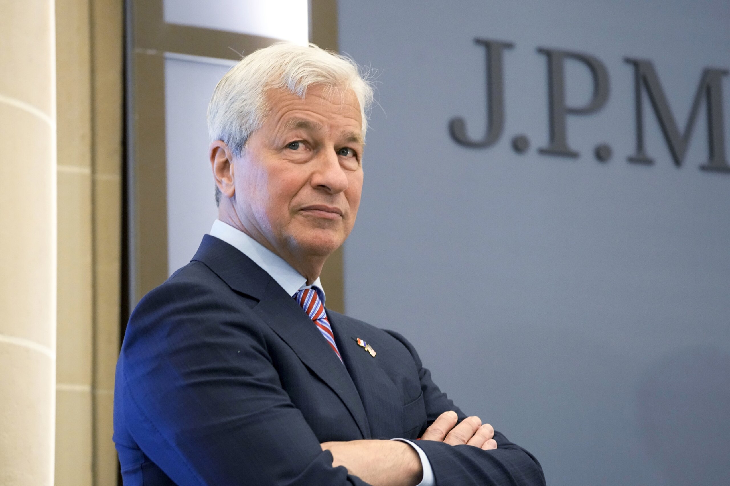 bank-ceos-warn-that-us-economy-faces-daunting-challenges-wtop-news