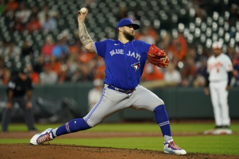 Manoah quiets Orioles in Toronto’s 4-1 win; Jays take 3 of 4