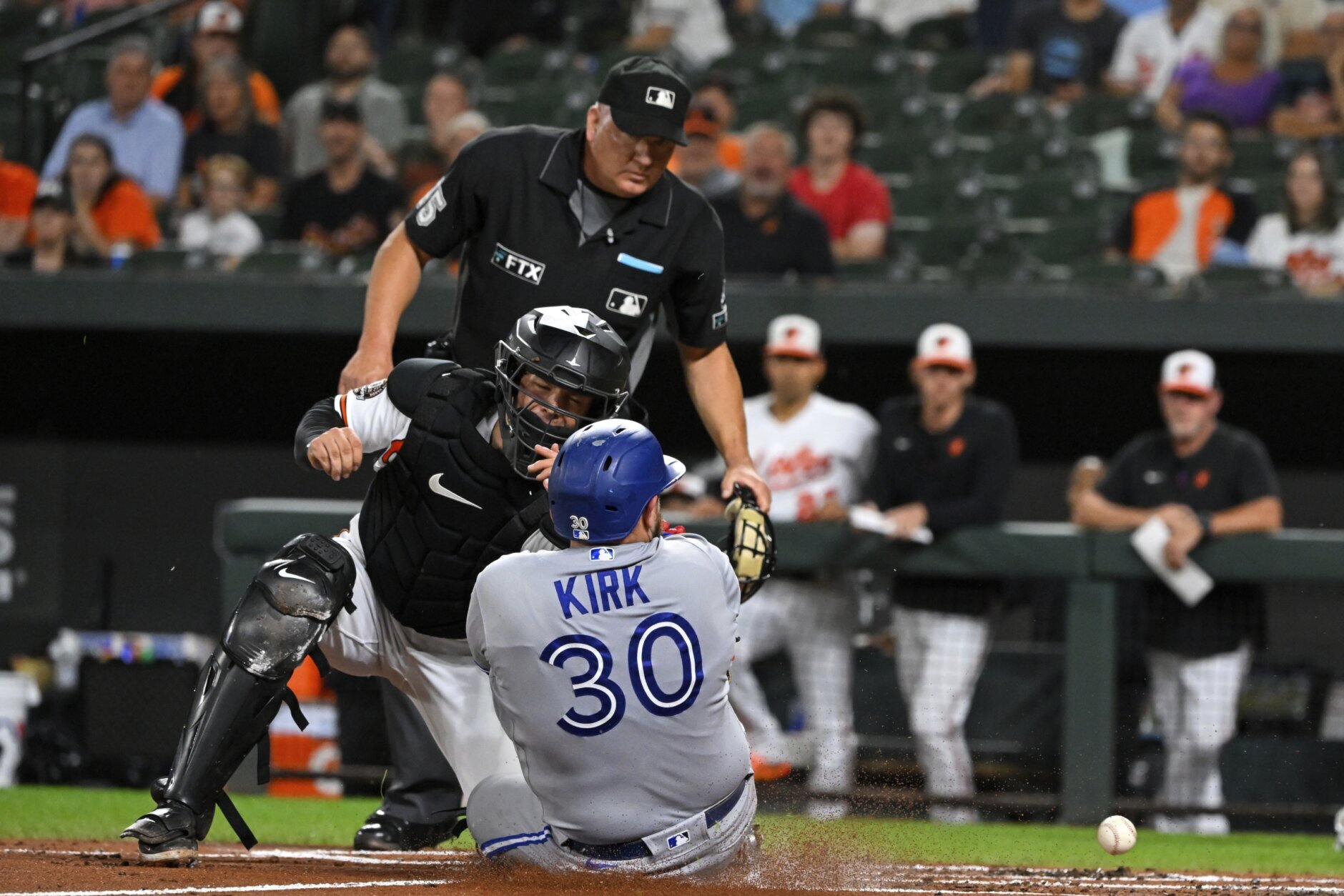 Orioles rally, beat Blue Jays 6-5 to end 20-game road skid - WTOP News