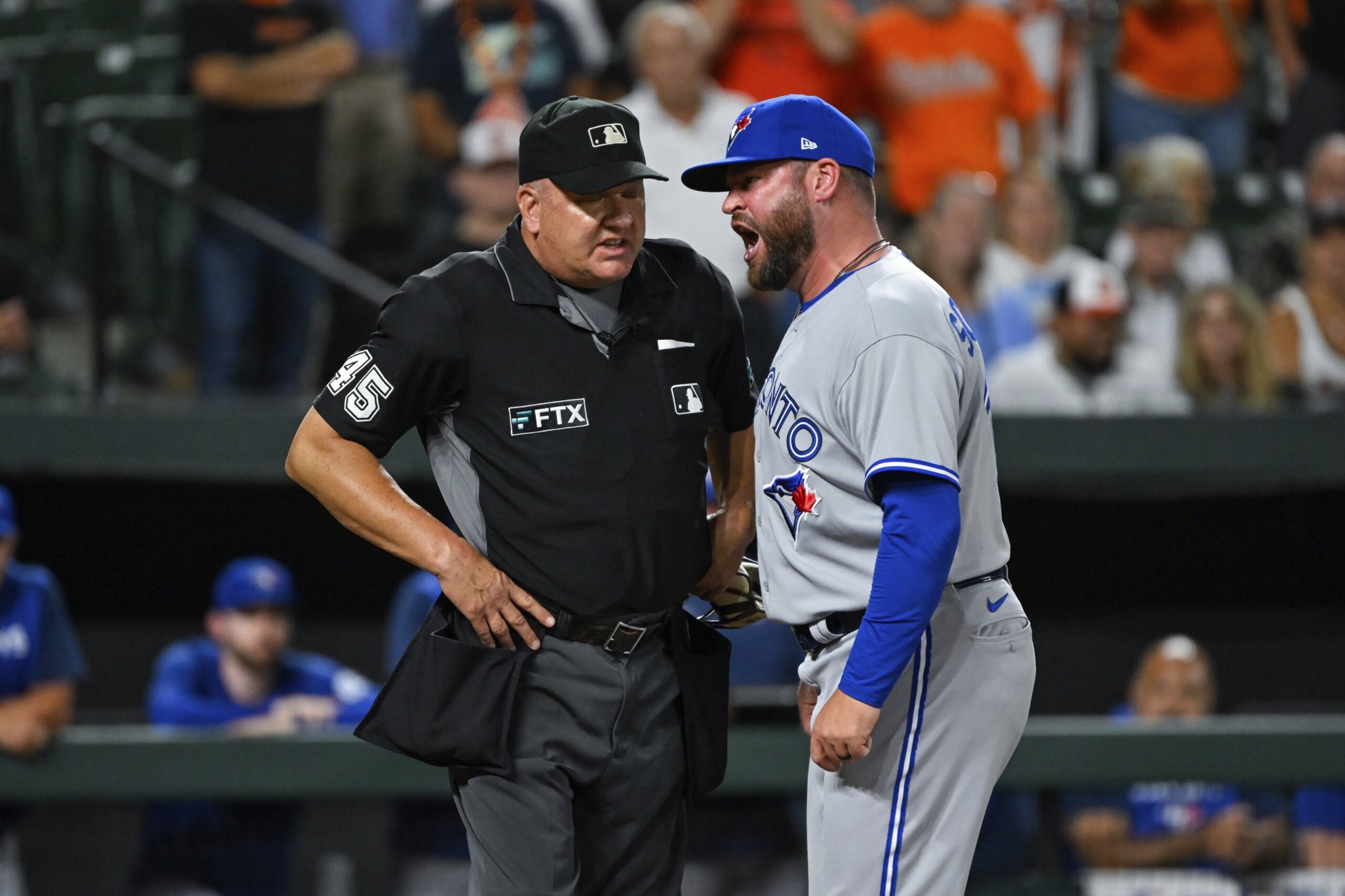 Brandon Belt's homer in the 10th innings lifts surging Blue Jays past  Orioles 6-3