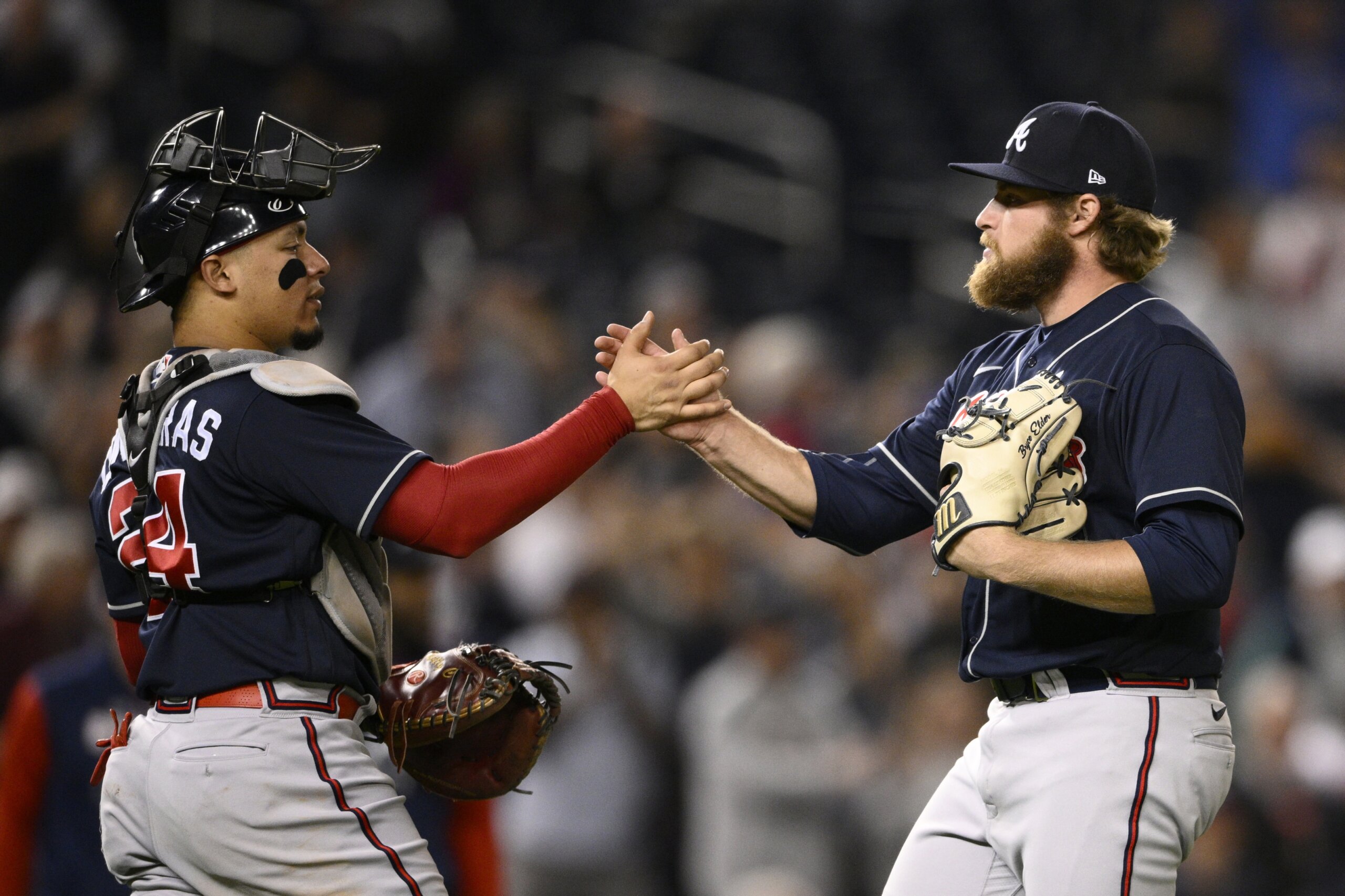 Elder recovers as Braves rally to beat Mets 6-4
