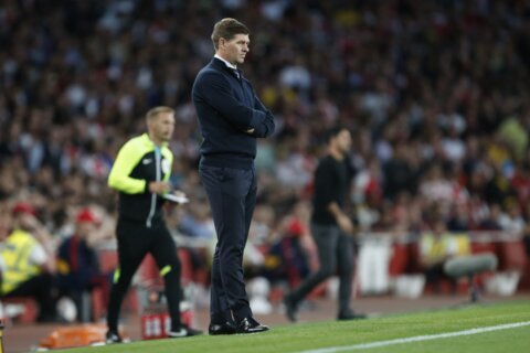 Aston Villa manager Gerrard worries as Man City pays visit