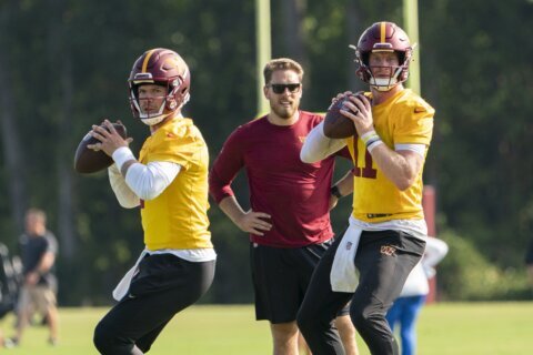 Carson Wentz, Taylor Heinicke