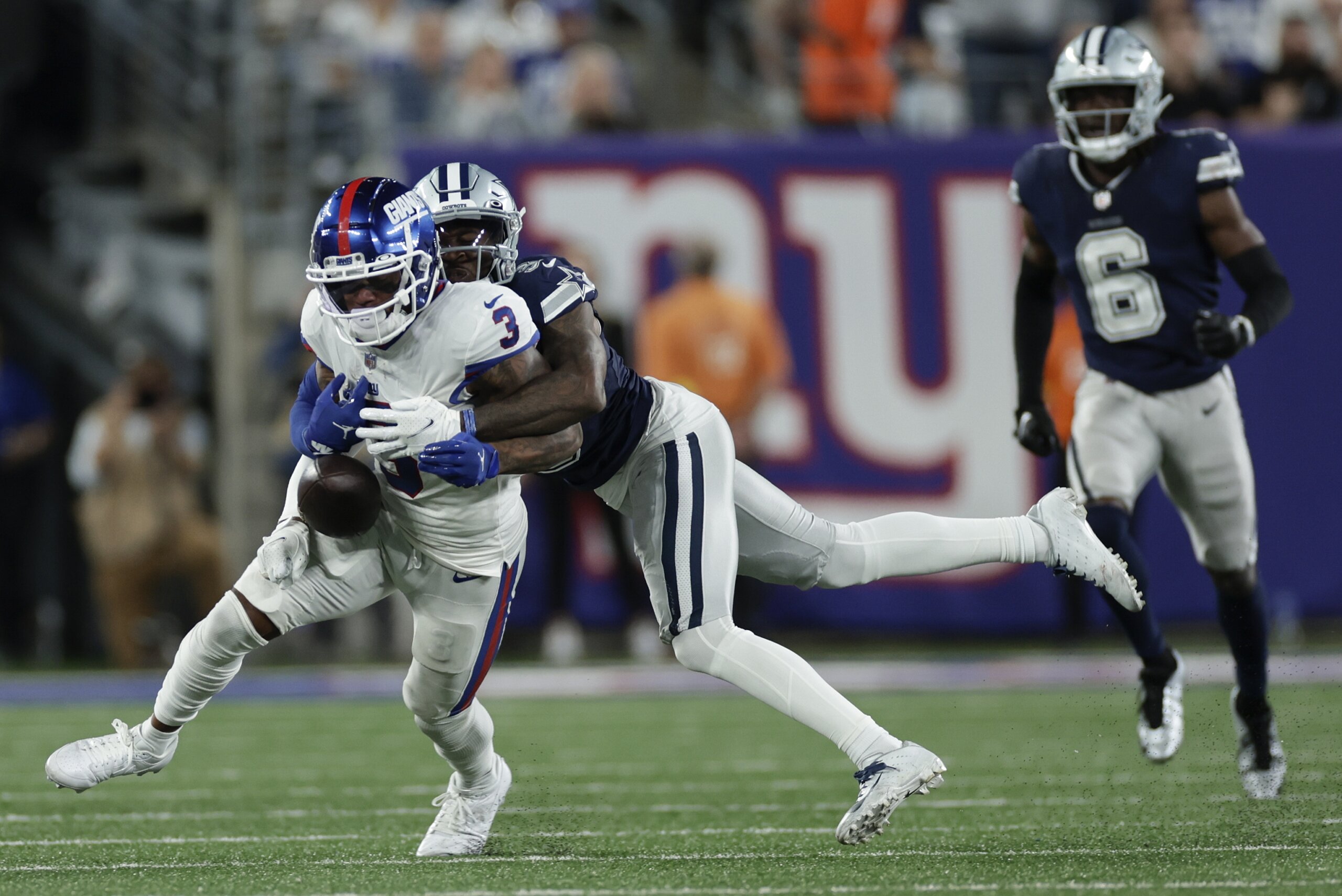 Sterling Shepard injury update: Giants WR tears ACL vs. Cowboys, ruled out  for season