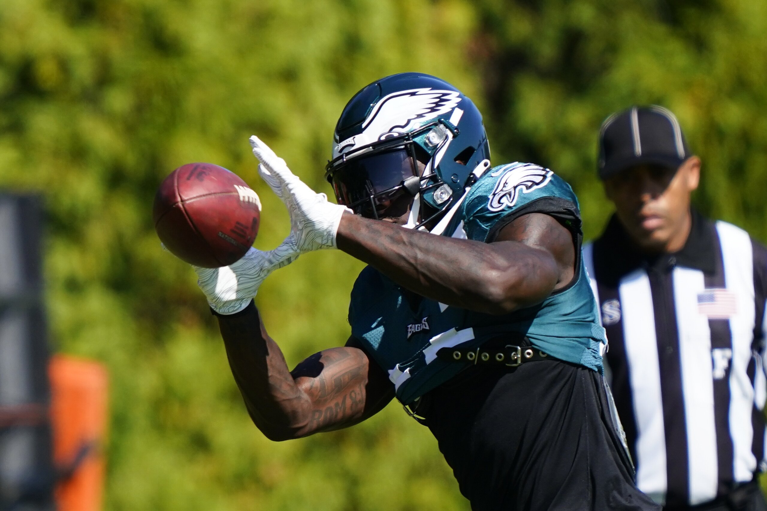 Eagles counting on trio of 'Batman' receivers vs. Vikings - WTOP News