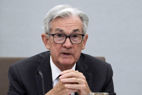 Fed’s Powell urges broader regulation for stablecoins