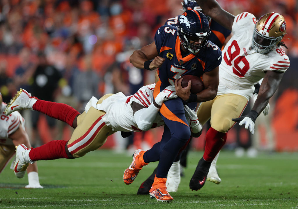 <p><b><i>Broncos 11<br />
</i></b><b><i>49ers 10</i></b></p>
<p>In only the second NFL game ever to end with this weird score, two things in Denver are painfully obvious: <a href="https://www.theringer.com/nfl/2022/9/21/23364205/denver-broncos-nathaniel-hackett-offense-woes" target="_blank" rel="noopener">Nathaniel Hackett is in no way ready to be an NFL head coach</a> and Russell Wilson needs Seattle more than Seattle needs him. Yes, the Broncos are 2-1 but they can&#8217;t ask the defense for a herculean effort every week — that&#8217;s supposed to be on the $250 million QB.</p>
<p>Speaking of highly-paid QBs … I don&#8217;t get why so many of my media brethren were out here talking about how San Francisco has a better shot at making a Super Bowl run with Jimmy Garoppolo than with the now-injured Trey Lance. I mean, there&#8217;s a reason Jimmy G. got replaced — and this is a pretty compelling reason:</p>
<blockquote class="twitter-tweet tw-align-center">
<p dir="ltr" lang="en">Jimmy just threw a safety and a pick 6. <a href="https://t.co/N92hLj4UDj">pic.twitter.com/N92hLj4UDj</a></p>
<p>— Billy M (@BillyM_91) <a href="https://twitter.com/BillyM_91/status/1574222846469066752?ref_src=twsrc%5Etfw">September 26, 2022</a></p></blockquote>
<p><script async src="https://platform.twitter.com/widgets.js" charset="utf-8"></script></p>
