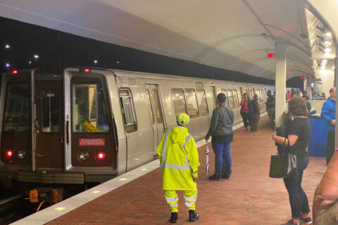 5 Metro Orange Line stations reopen after upgrades