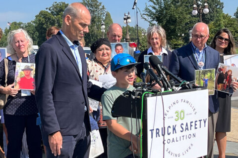 Victims’ families press Congress for truck safety requirements