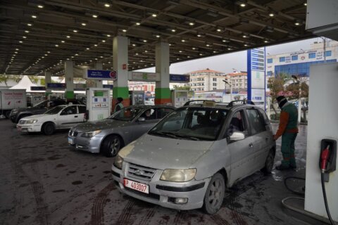 Lebanon: Central Bank lifts all expensive fuel subsidies