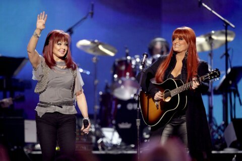 For Naomi Judd’s family, tour is a chance to grieve, reflect