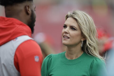 NBC’s Melissa Stark back on sideline, 1st time in 20 years