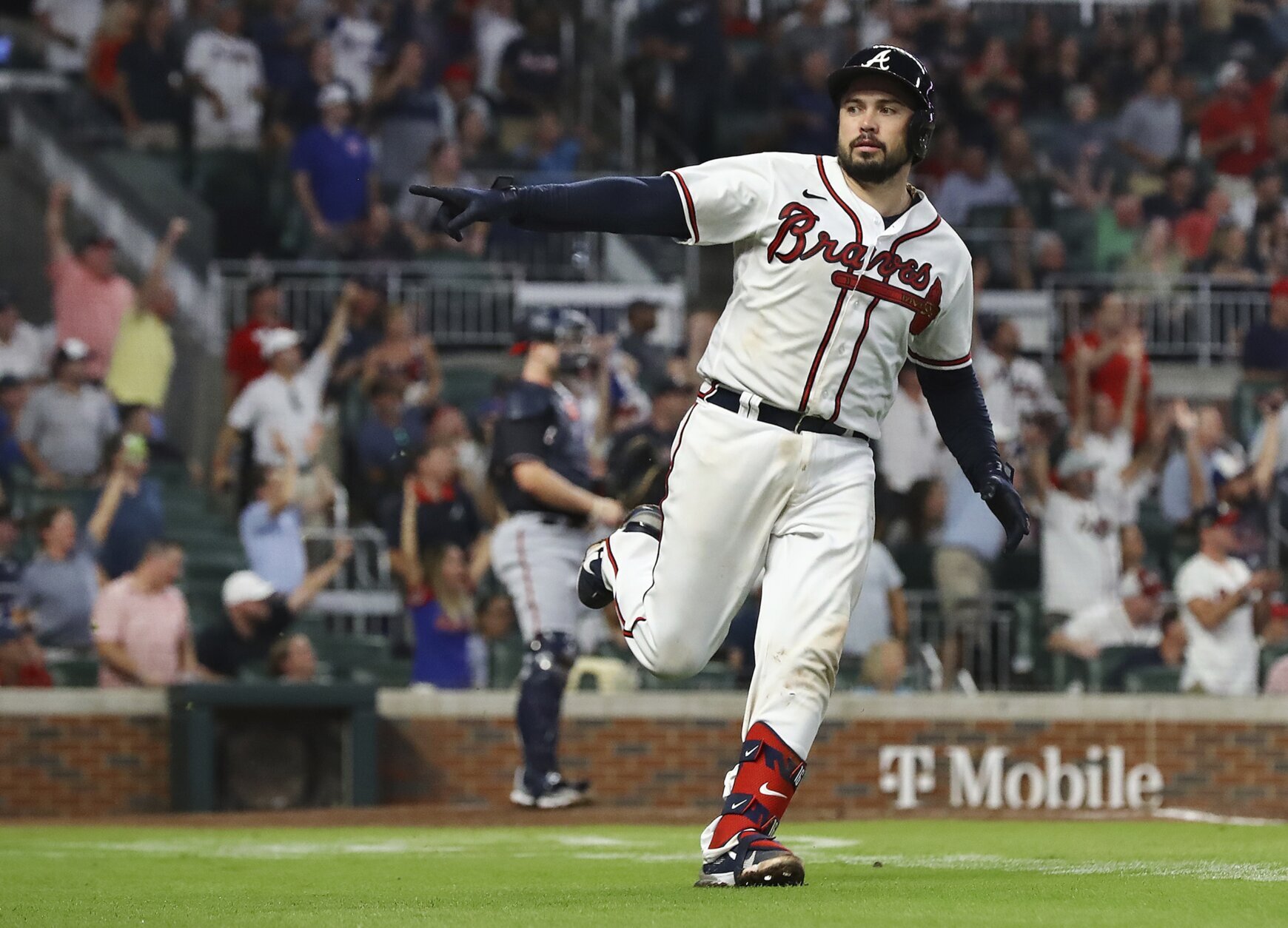 Atlanta Braves The Postseason is quickly becoming the “d'Arnaud