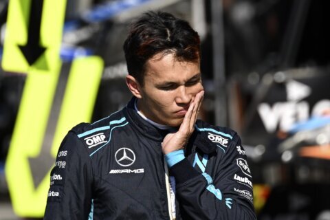 Albon returns to F1 racing in Singapore after appendicitis