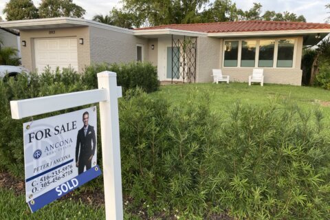 As housing market cools, homebuyers regain leverage
