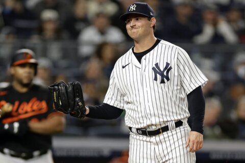 Yanks’ Holmes likely out until Division Series; Britton hurt