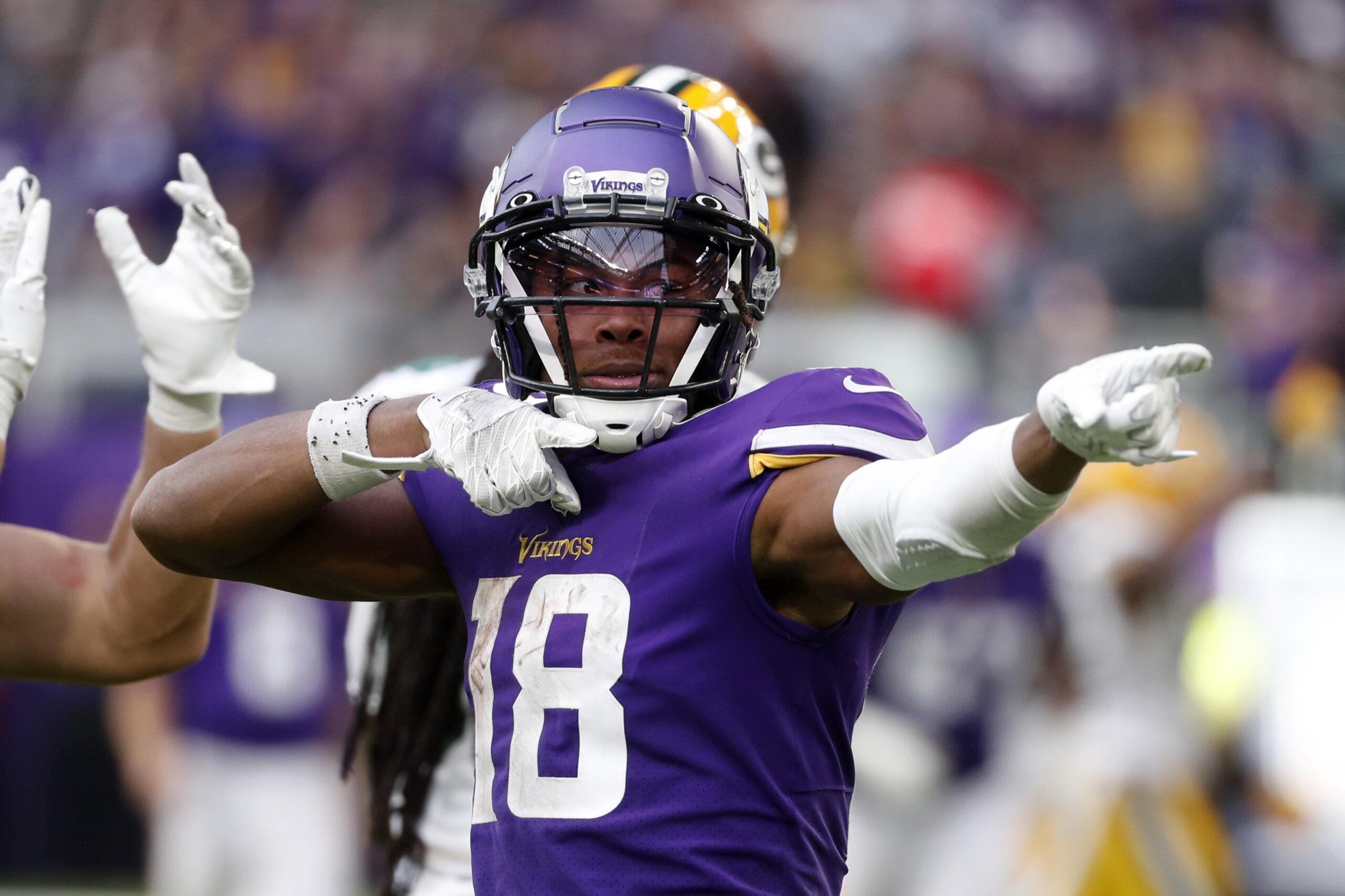 Justin Jefferson can't hold on, Vikings' 4 fumbles prove costly in