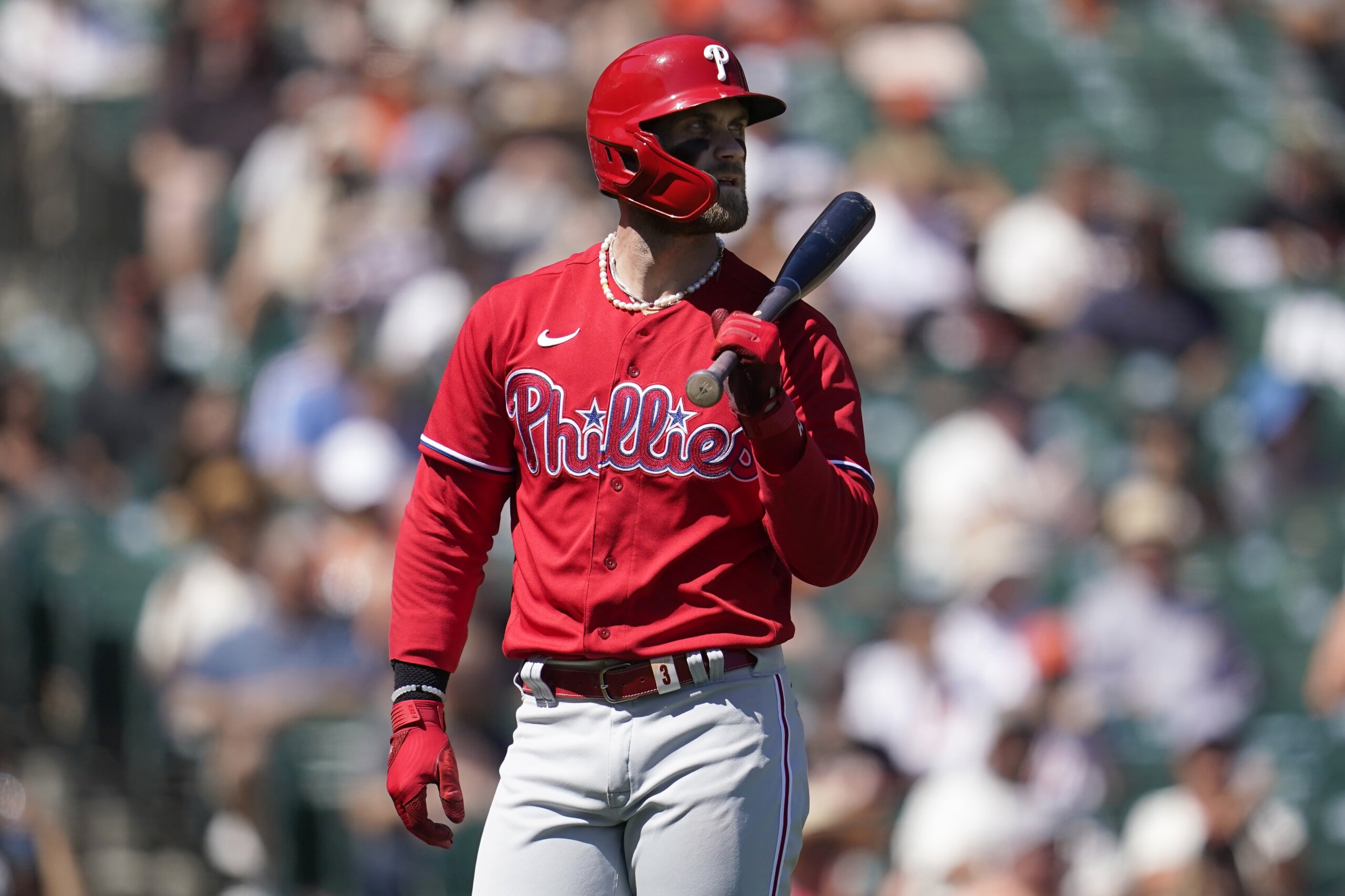 Phillies trying to hold on, end lengthy postseason drought WTOP News