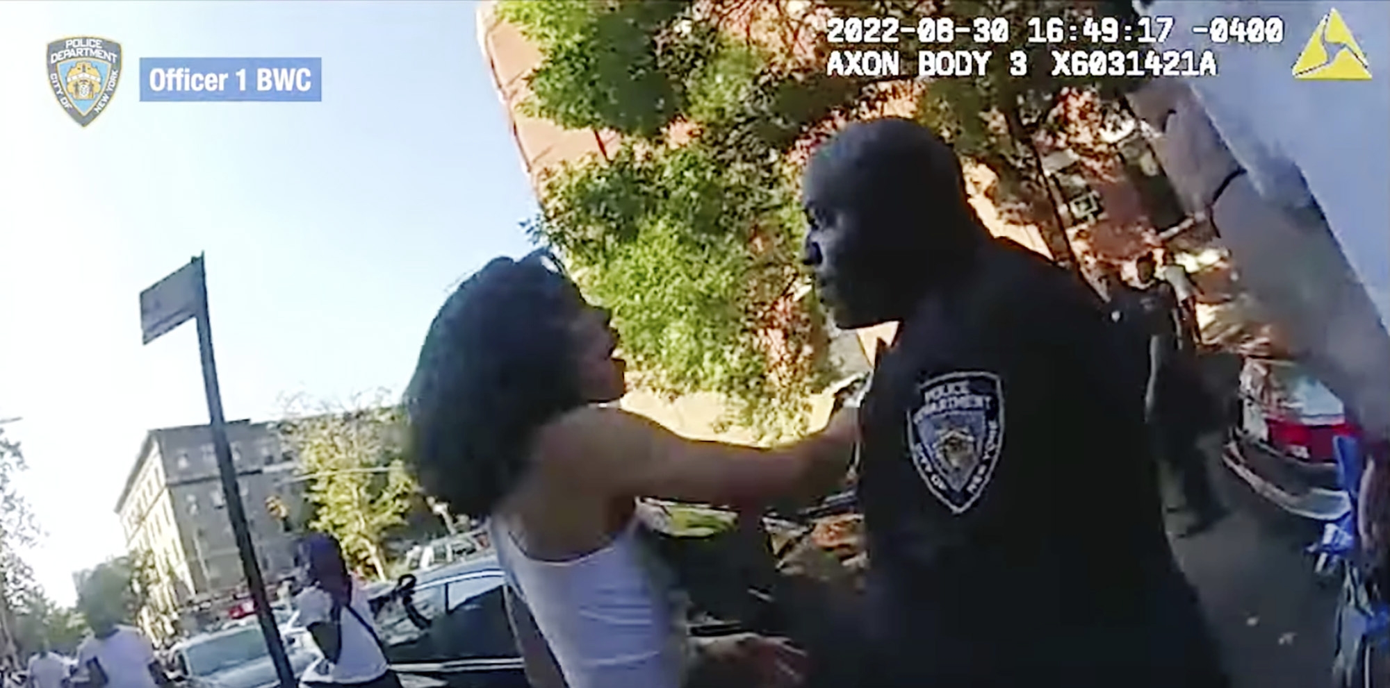 Video of detective hitting woman prompts NYPD investigation WTOP News