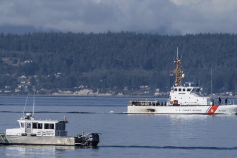 5 more bodies recovered from Puget Sound floatplane crash