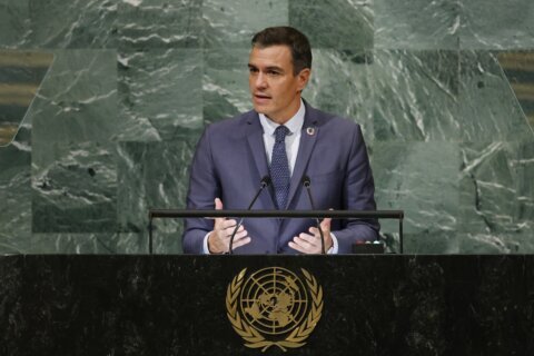 Spanish PM Sánchez says he has COVID, cancels appearance