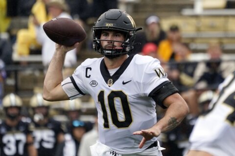 Ex-Notre Dame and Wake Forest QB Sam Hartman signs with the Washington Commanders