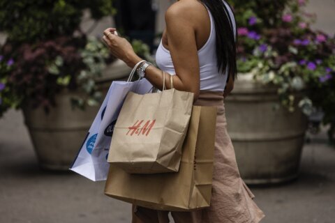 H&M could start charging customers for making returns