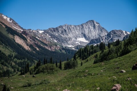Denver woman falls 900 feet to her death while climbing Capitol Peak